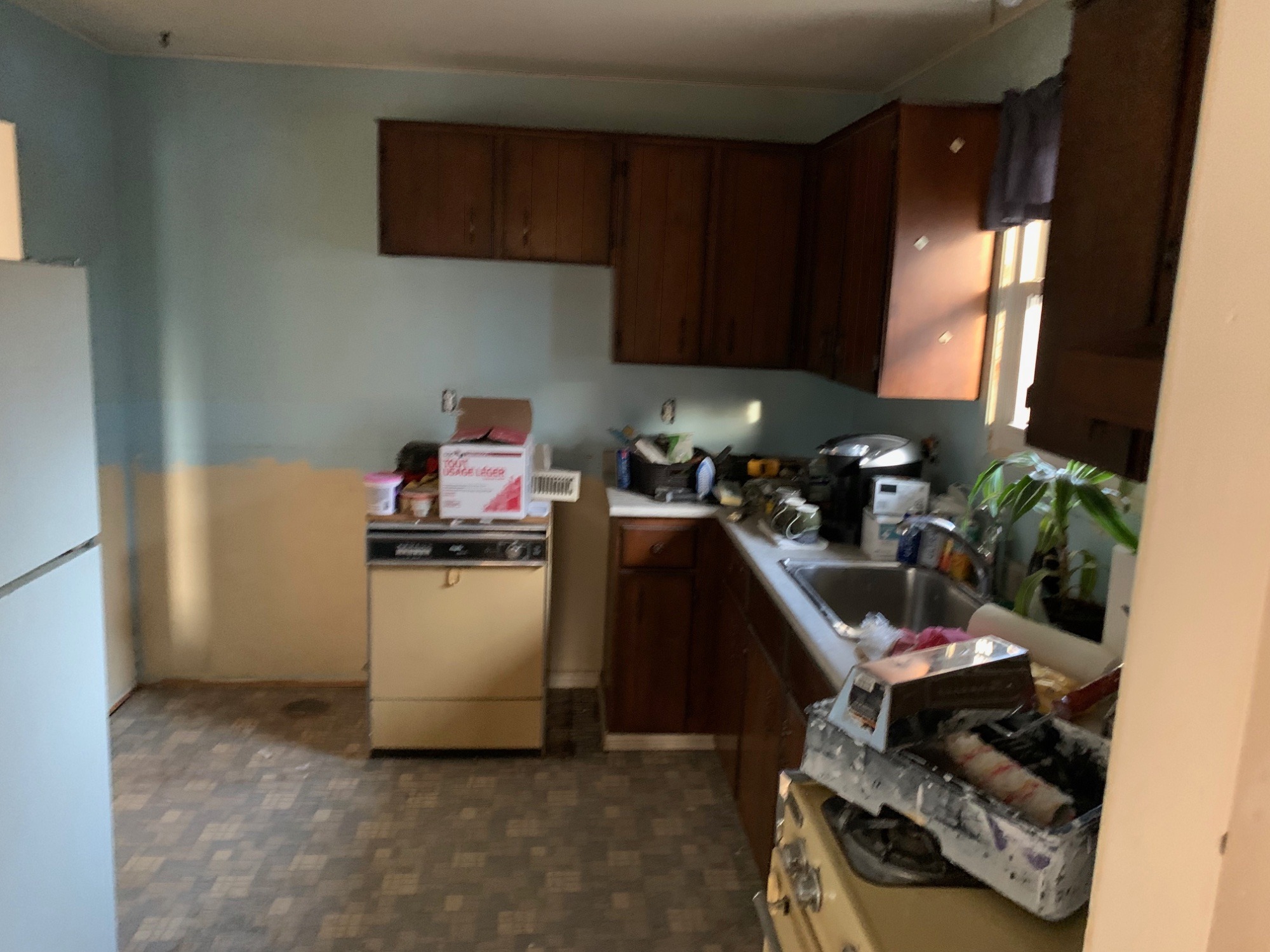 Kitchen before renovation — Fox Home Services Welland